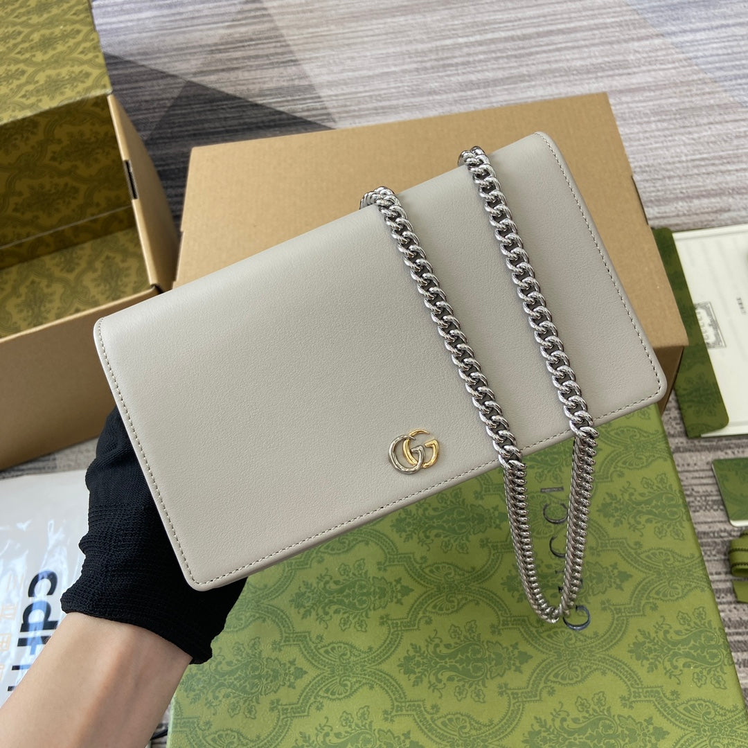 GG MARMONT 20 MINI CHAIN BAG IN WHITE CALFSKIN