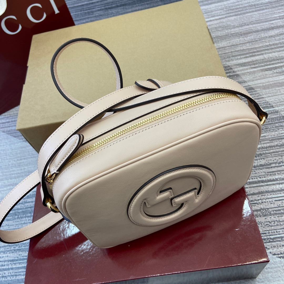 BLONDIE MINI SHOULDER BAG 21 IN WHITE CALFSKIN