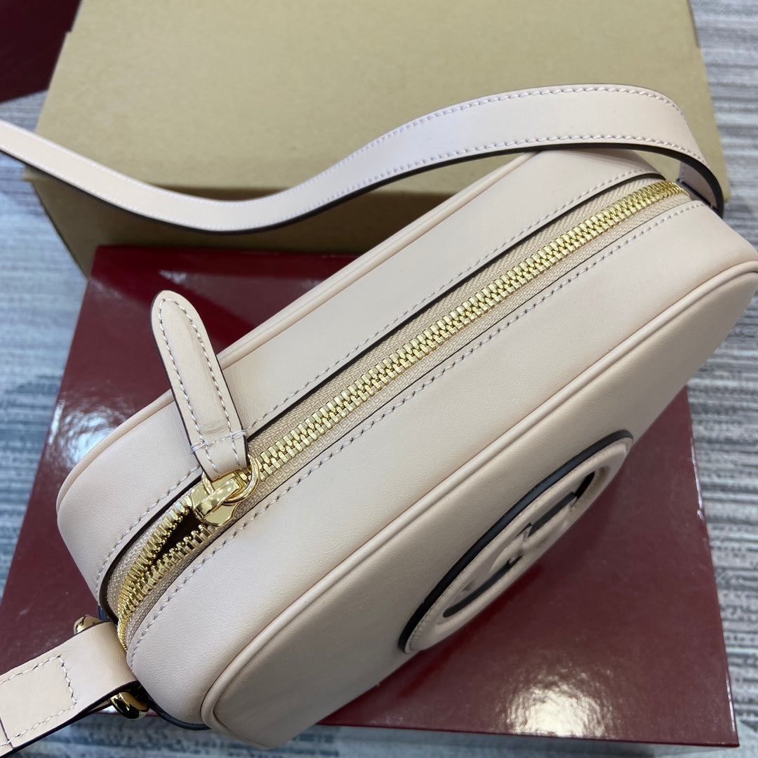 BLONDIE MINI SHOULDER BAG 21 IN WHITE CALFSKIN