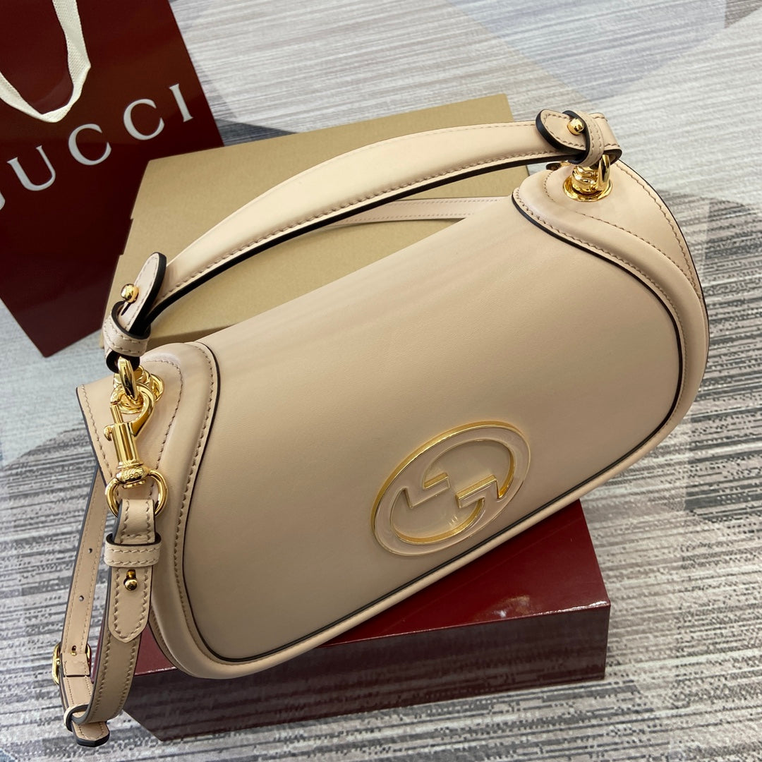 BLONDIE MEDIUM SHOULDER BAG 32 IN BEIGE CALFSKIN GOLD HARDWARE