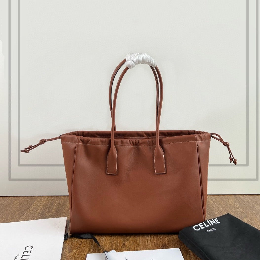 CUIR TRIOMPHE 44  TAN CALFSKIN