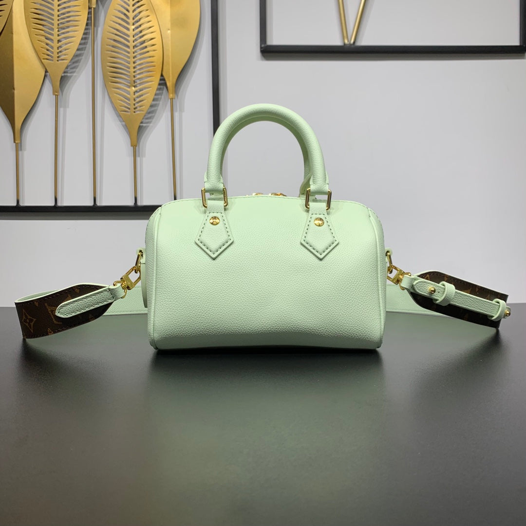 SPEEDY 18 IN PASTEL GREEN CALFSKIN GOLD HARDWARE