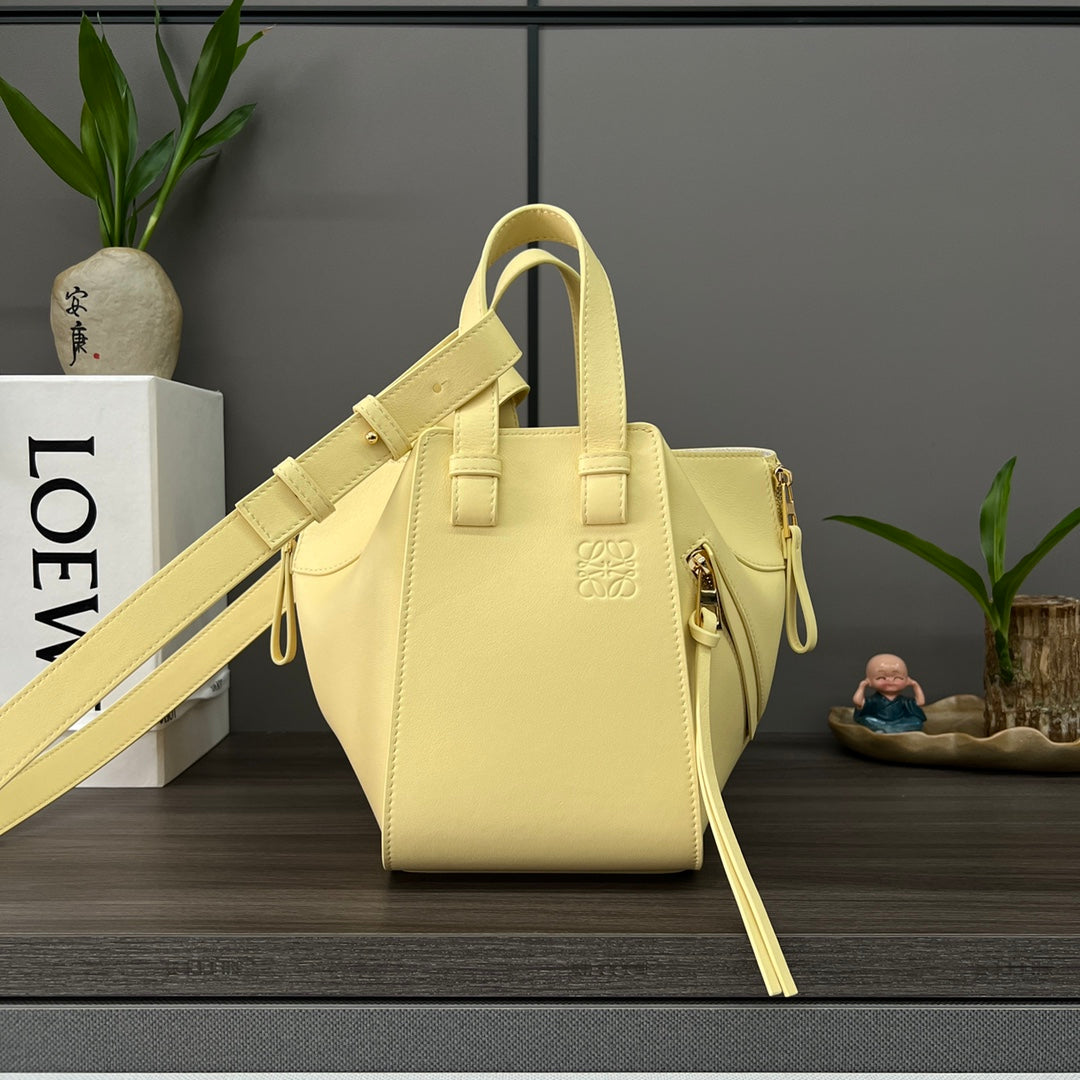 LOE MINI 20 HAMMOCK BAG IN LIGHT YELLOW CALFSKIN