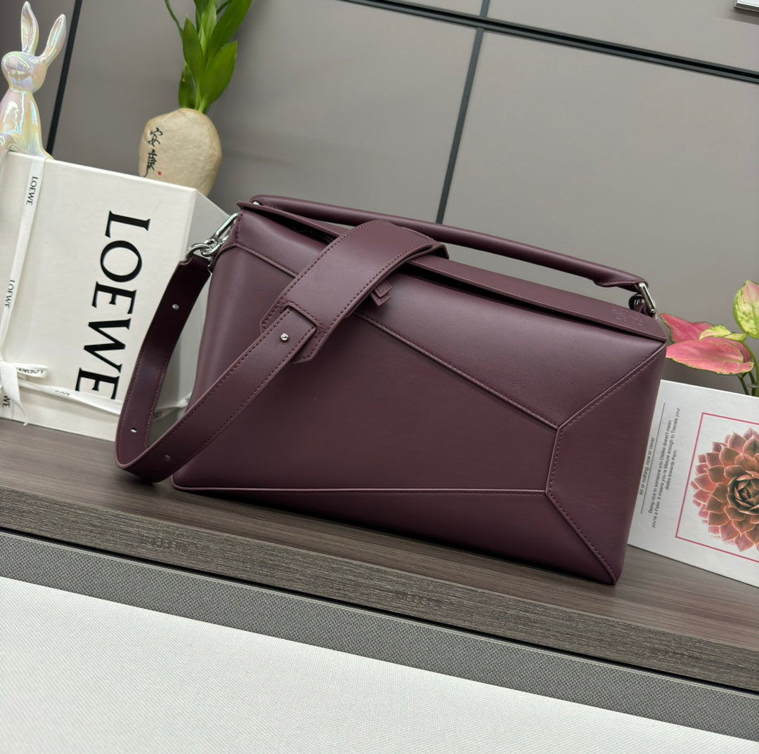 LOE PUZZLE 33 BAG IN WINE PURPLE CALFSKIN