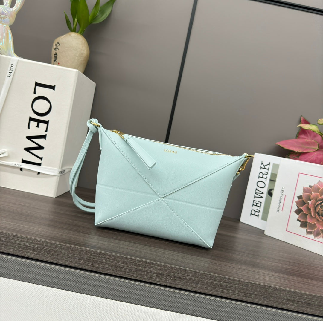 LOE MINI 23 FUZZLE FOLD POUCH IN LIGHT BLUE CALFSKIN