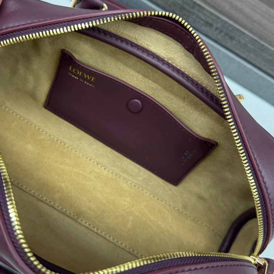 AMAZONA 23 CROPPED BAG IN SANGRIA PURPLE SOFT GRAINED CALFSKIN