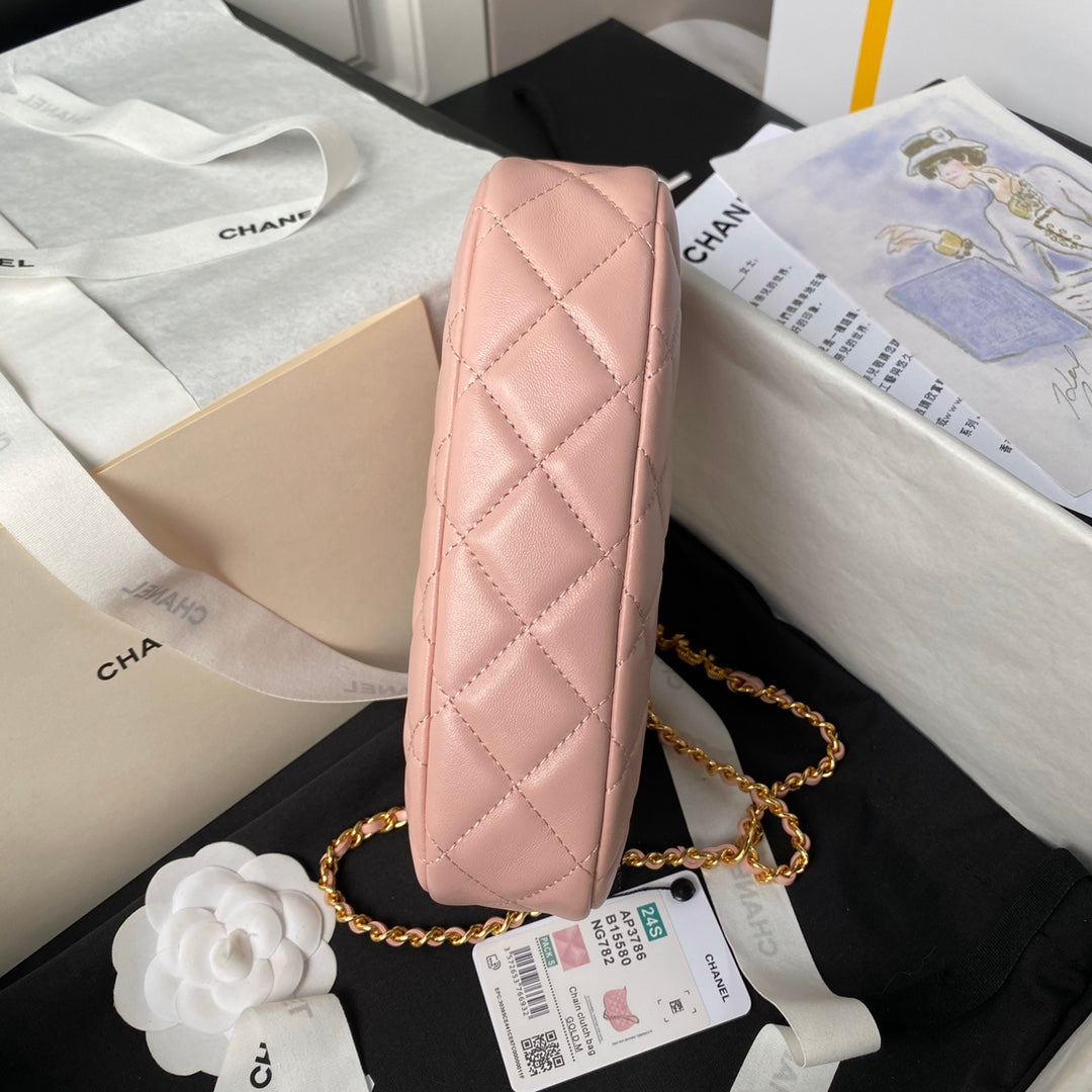 CC 20 CLUTCH BAG IN LIGHT PINK CALFSKIN WITH STRAP