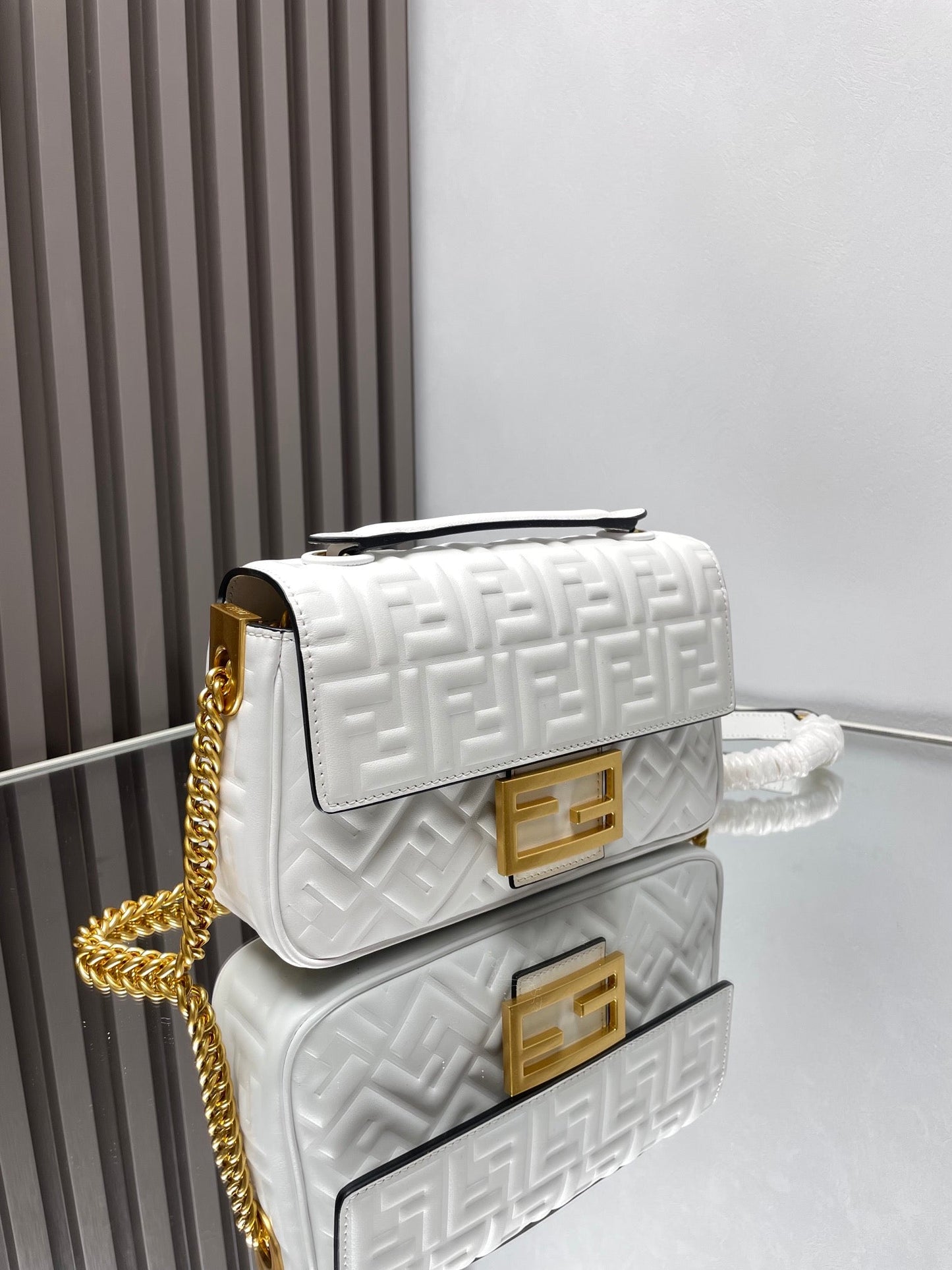 Fend Baguette 24 Bag With FF Motif White Leather Ghw