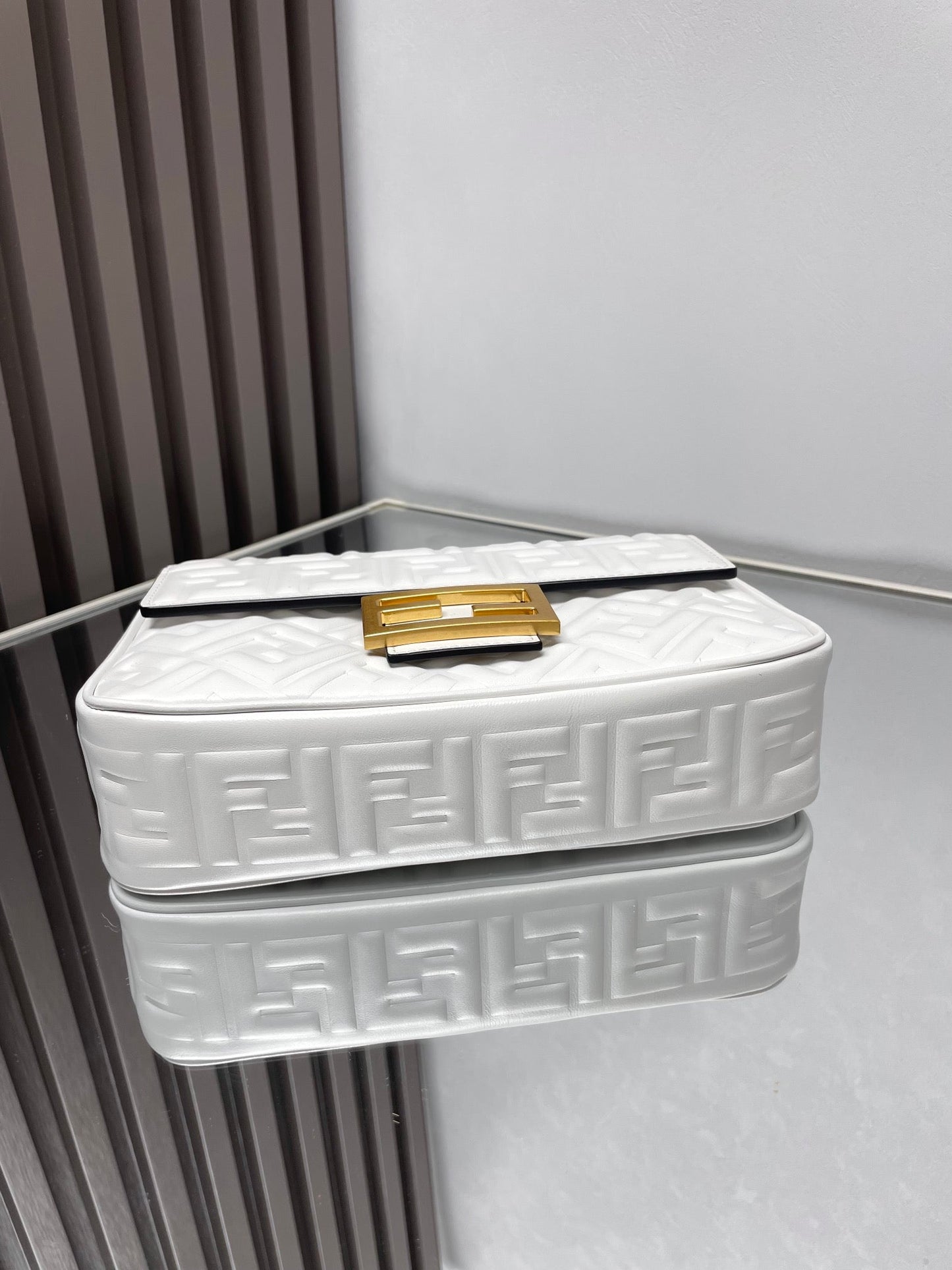 Fend Baguette 24 Bag With FF Motif White Leather Ghw