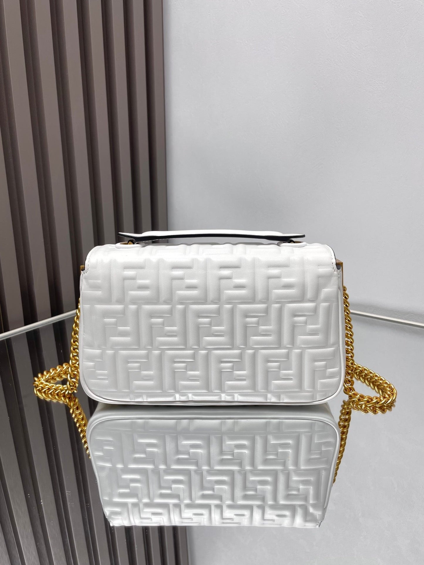 Fend Baguette 24 Bag With FF Motif White Leather Ghw