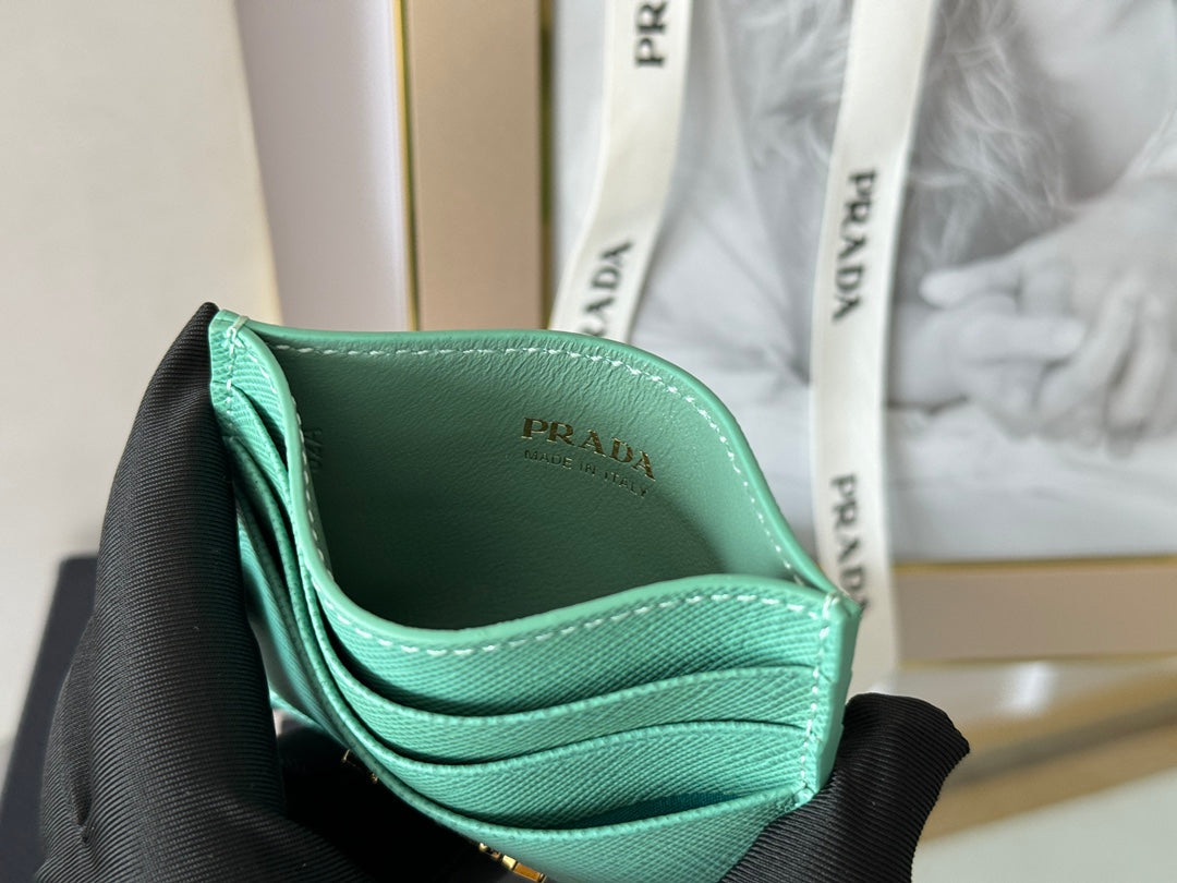 PRA 10 CARD HOLDER IN SEAFOAM GREEN CALFSKIN