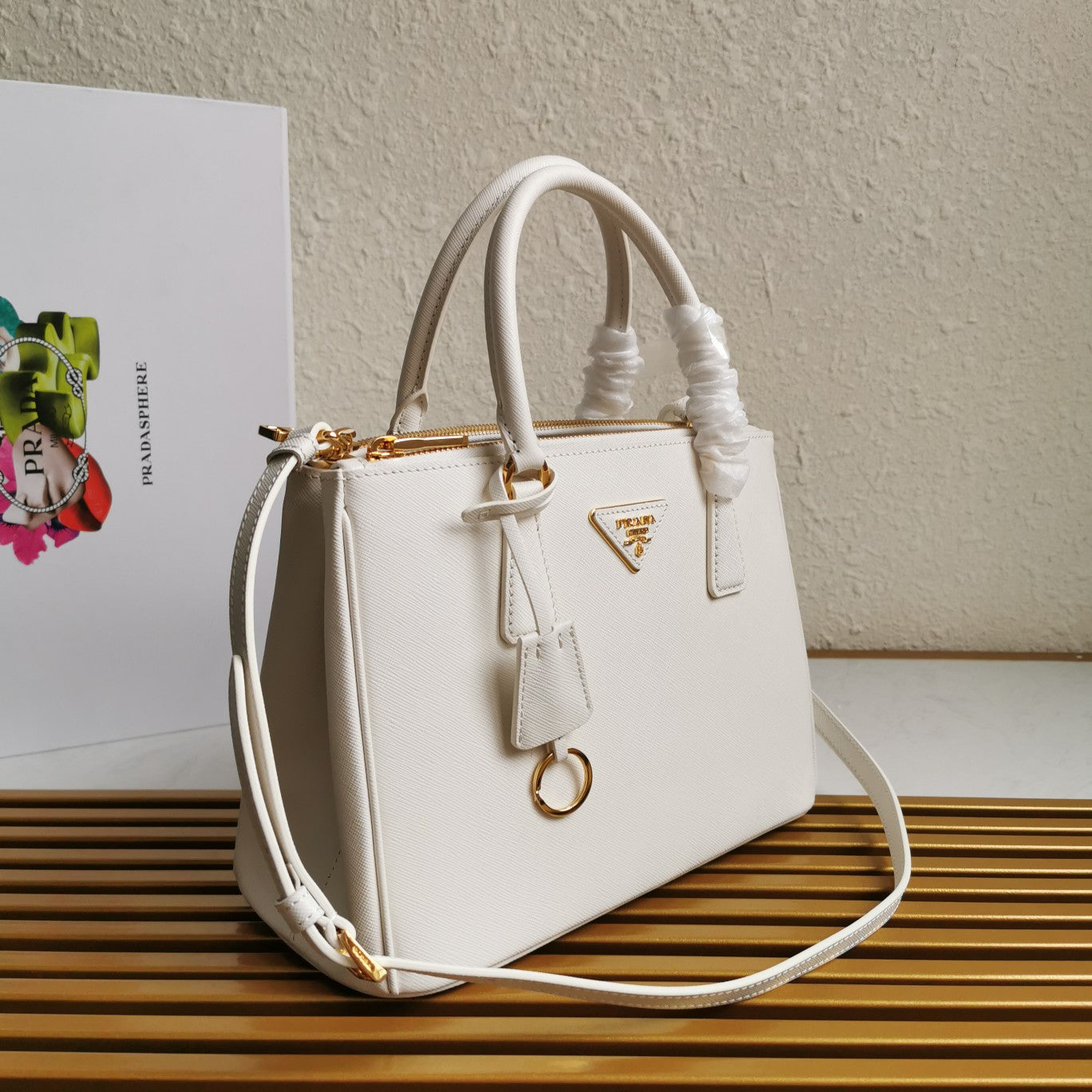 PRA GALLERIA 28 BAG IN WHITE SAFFIANO LEATHER