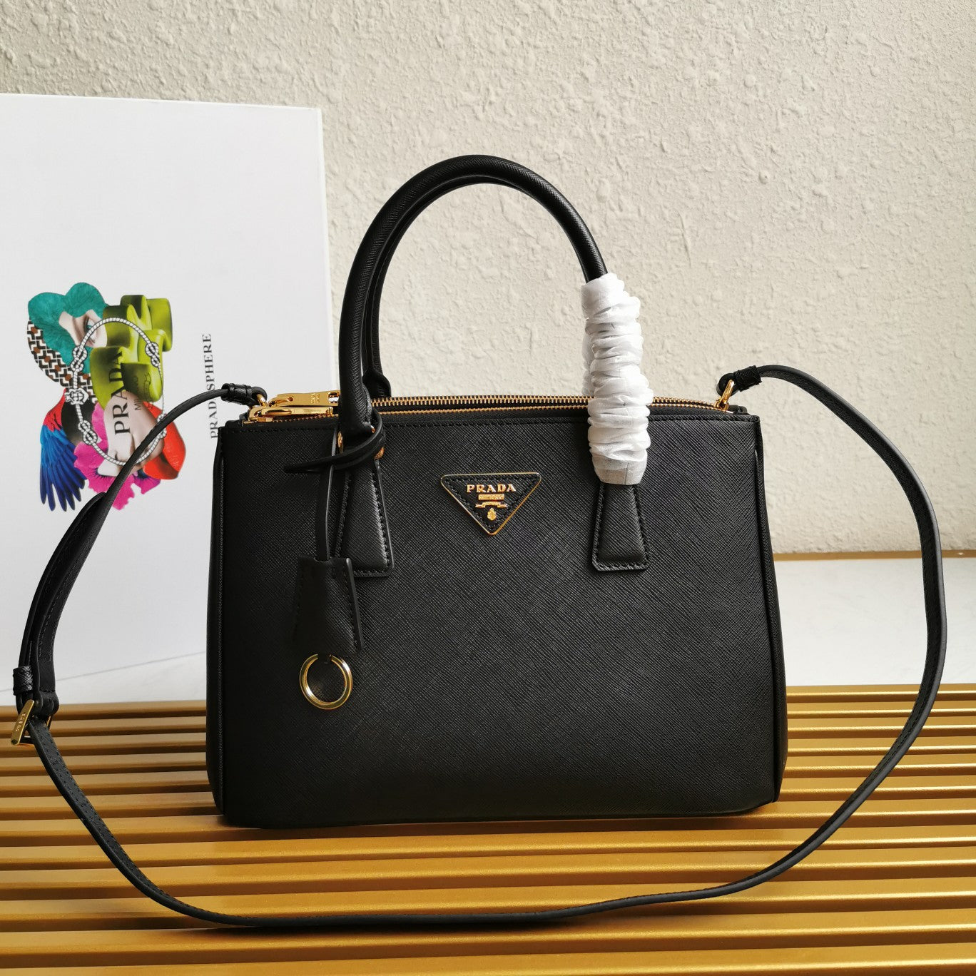 PRA GALLERIA 28 BAG IN BLACK SAFFIANO LEATHER