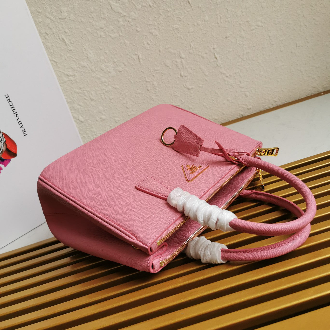 PRA GALLERIA 28 BAG IN LIGHT PINK SAFFIANO LEATHER