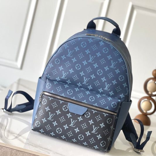 DISCOVERY BACKPACK PM 38 AEGEAN BLUE AND BLACK MONOGRAM GRADIENT CANVAS