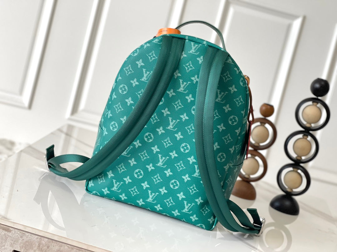 DISCOVERY BACKPACK 38 IN GREEN MONOGRAM HERITAGE CANVAS