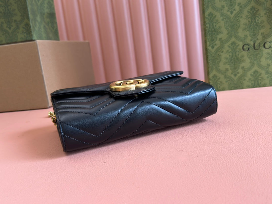 MARMONT SMALL SHOULDER BAG 20 IN BLACK LAMBSKIN GOLD HARDWARE