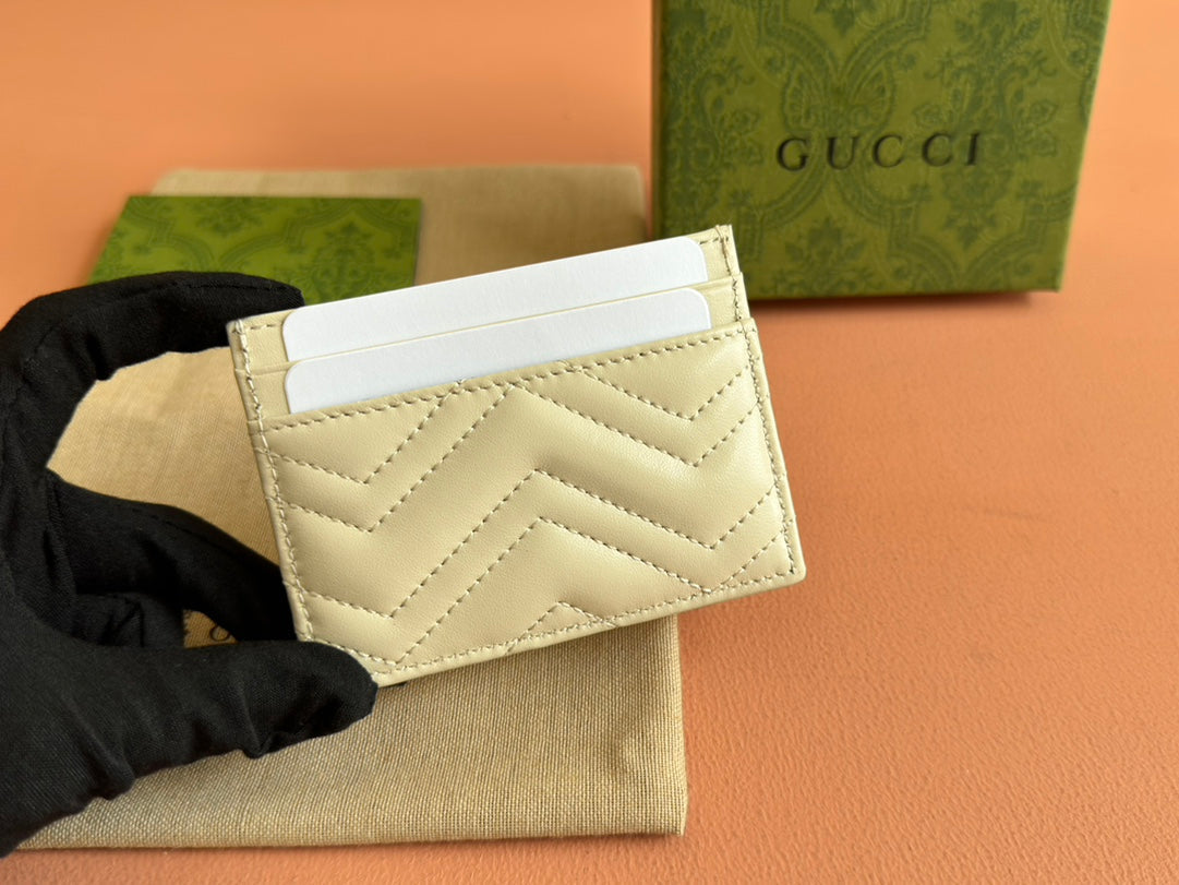 MARMONT QUILTED CARD HOLDER 10 IN LIGHT YELLOW CALFSKIN