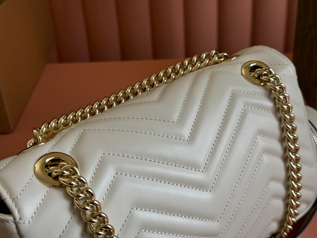 MARMONT SMALL MULTI-POCKET BAG 25 IN WHITE CALFSKIN GOLD HARDWARE