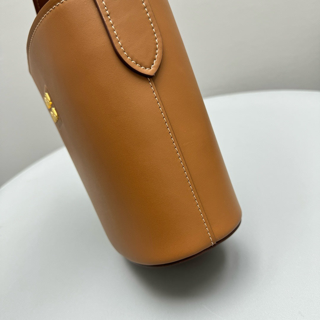 BUCKET BAG 20 IN BROWN CALFSKIN