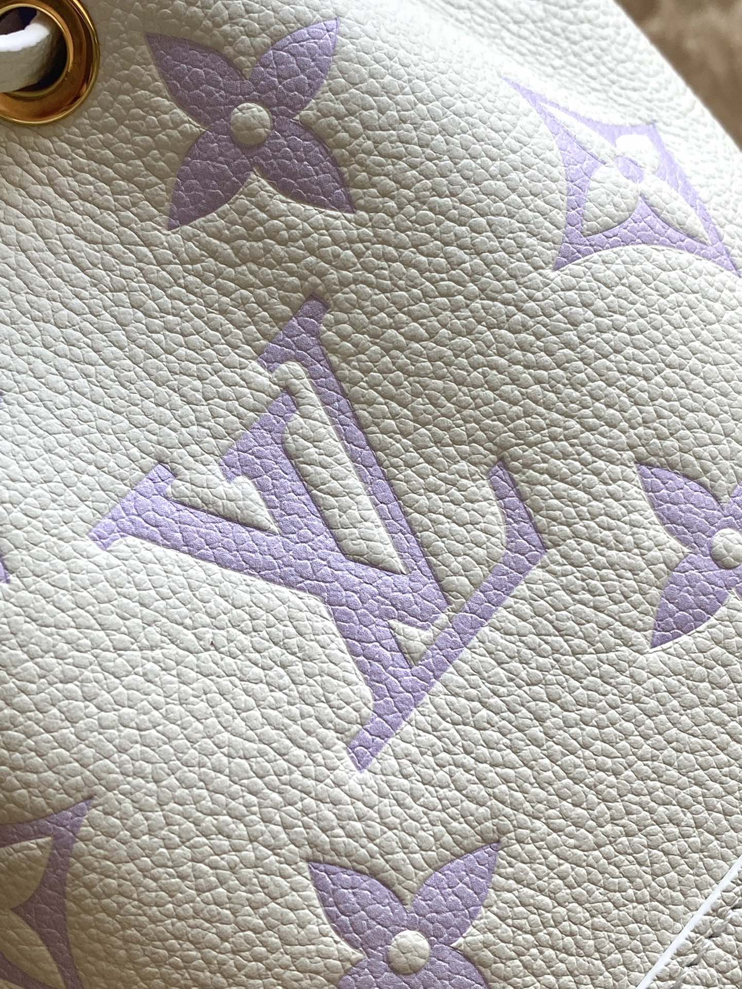 NANO NOÉ 16 IN WHITE PURPLE MONOGRAM EMBOSSED CALFSKIN