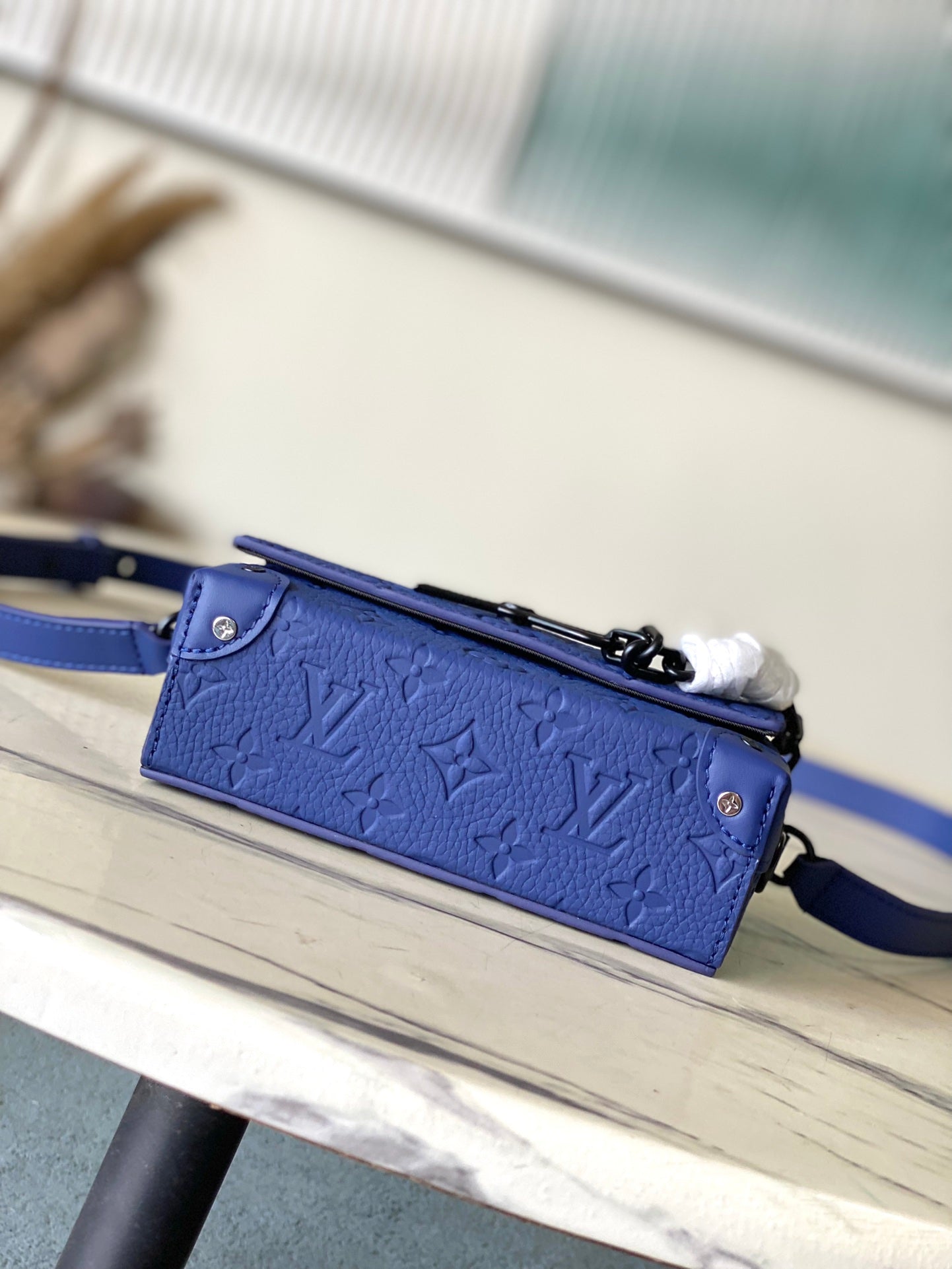 STEAMER 18 IN SAPPHIRE BLUE MONOGRAM EMBOSSED TAURILLON