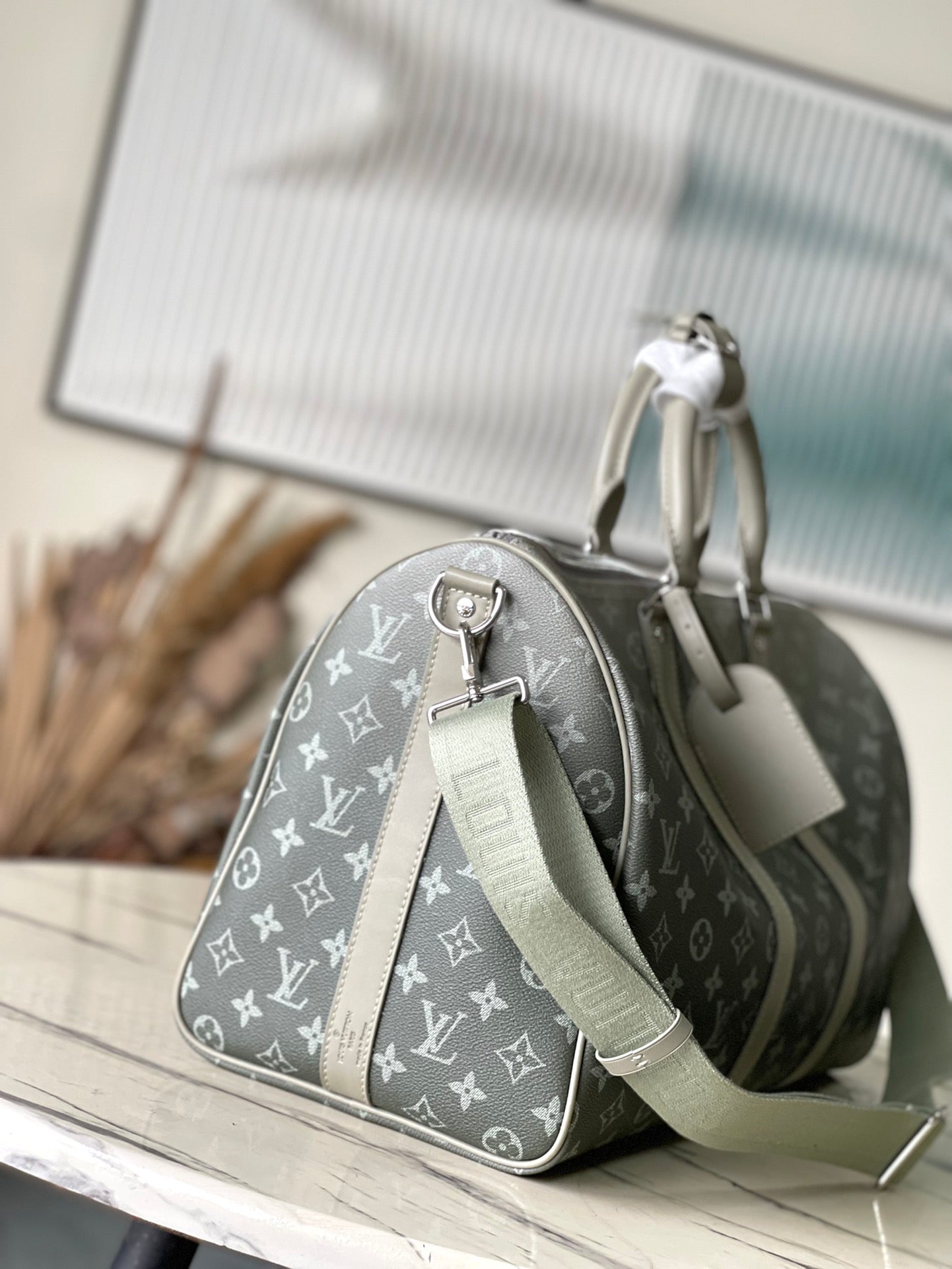 KEEPALL BANDOULIÈRE 45 IN GRAY MONOGRAM GRADIENT CANVAS