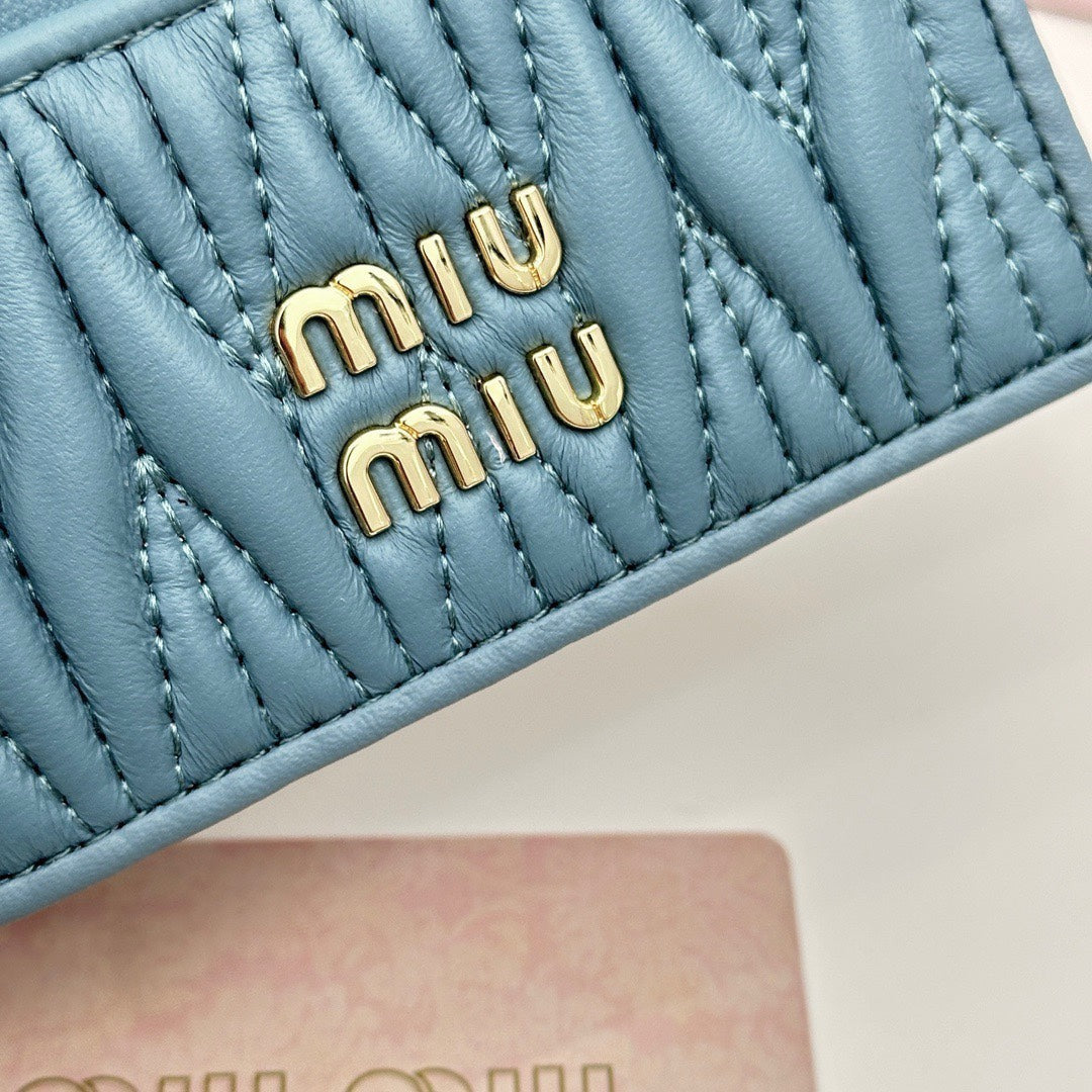 SMALL CARDHOLDER 10 IN BLUE PASTEL LAMBSKIN