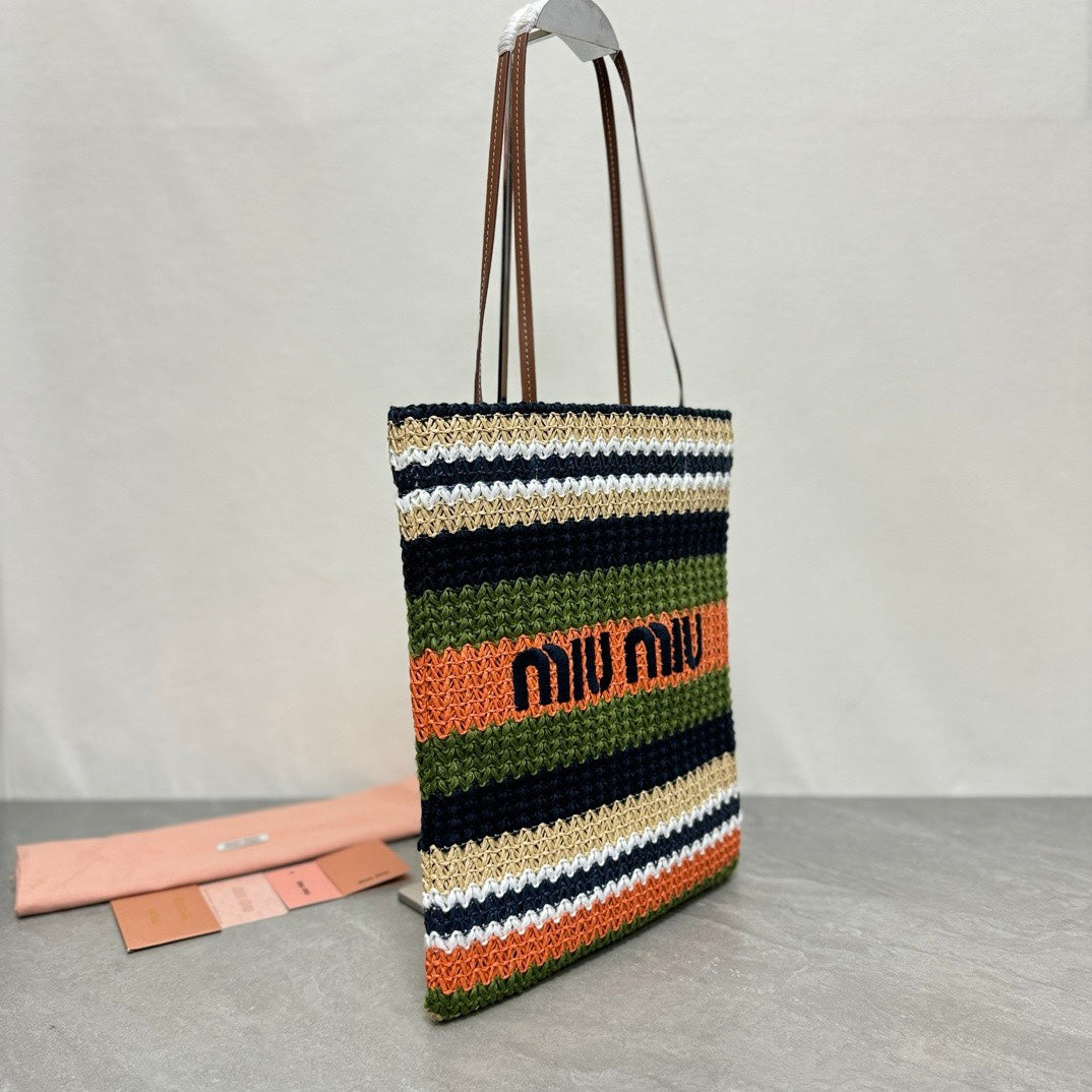 TOTE BAG 38 IN COLORFUL WOVEN RAFFIA