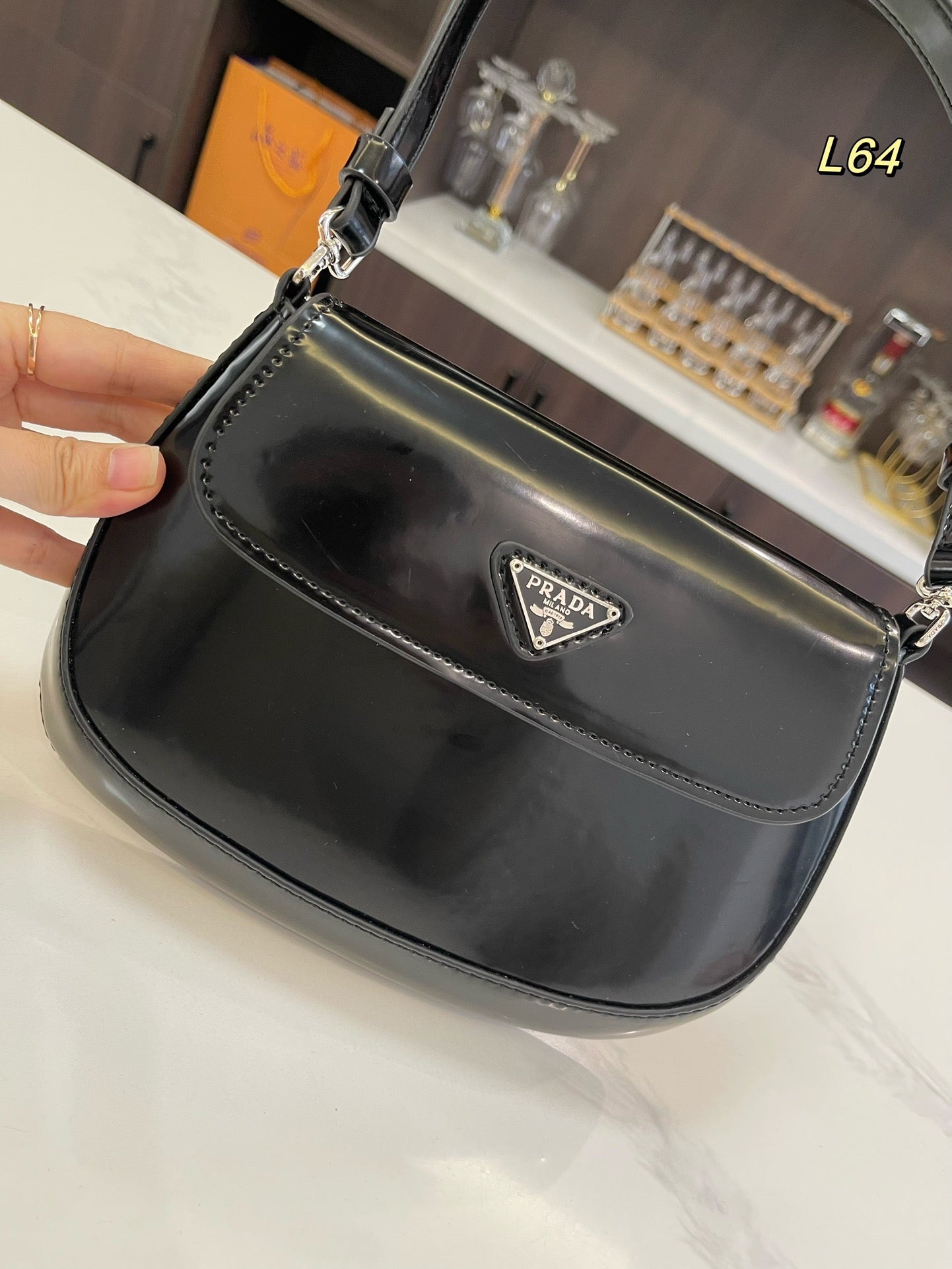 PRA 25 CLEO FLAP SHOULDER BAG IN BLACK BRUSHED LEATHER