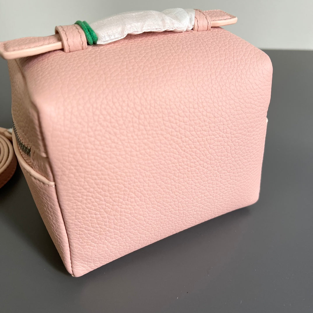 EXTRA POCKET L12 IN PINK PASTEL CALFSKIN WITH SILVER HARDWARE