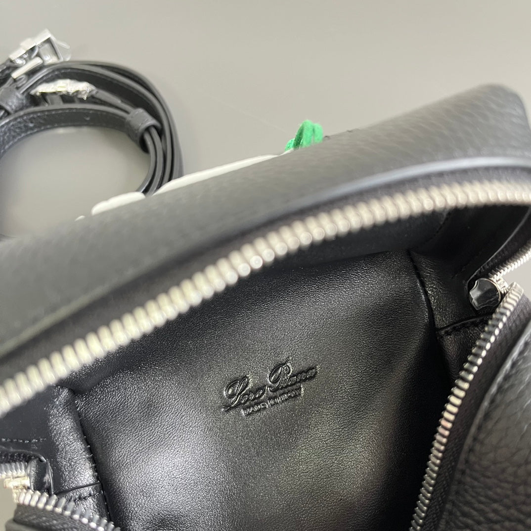 EXTRA POCKET L12 IN BLACK CALFSKIN WITH SILVER HARDWARE