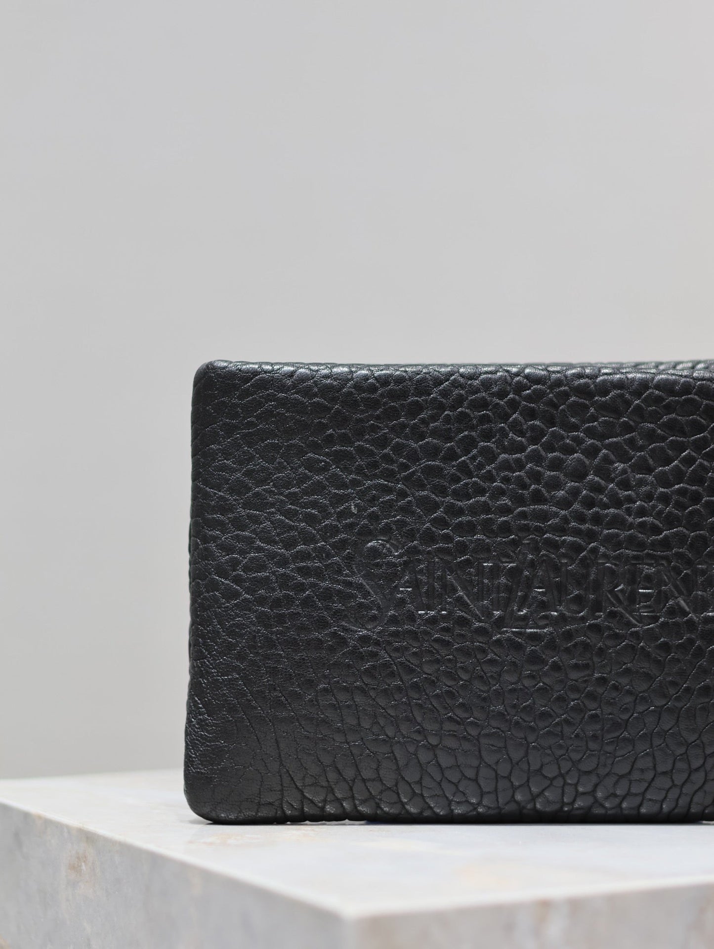 POUCH WITH ELEPHANT TEXTURE 23 IN BLACK LAMBSKIN LOGO EMBOSSED