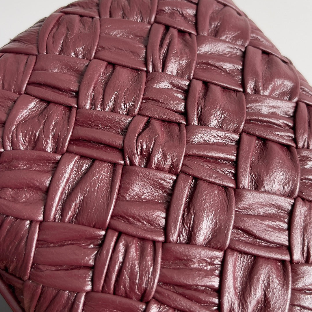 CLASSIC KNOT 20 IN PLUM PURPLE LAMBSKIN