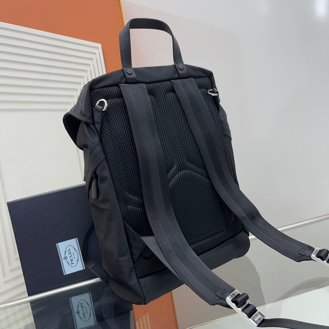 BACKPACK 45 IN BLACK RE-NYLON AND SAFFIANO LEATHER TRIM