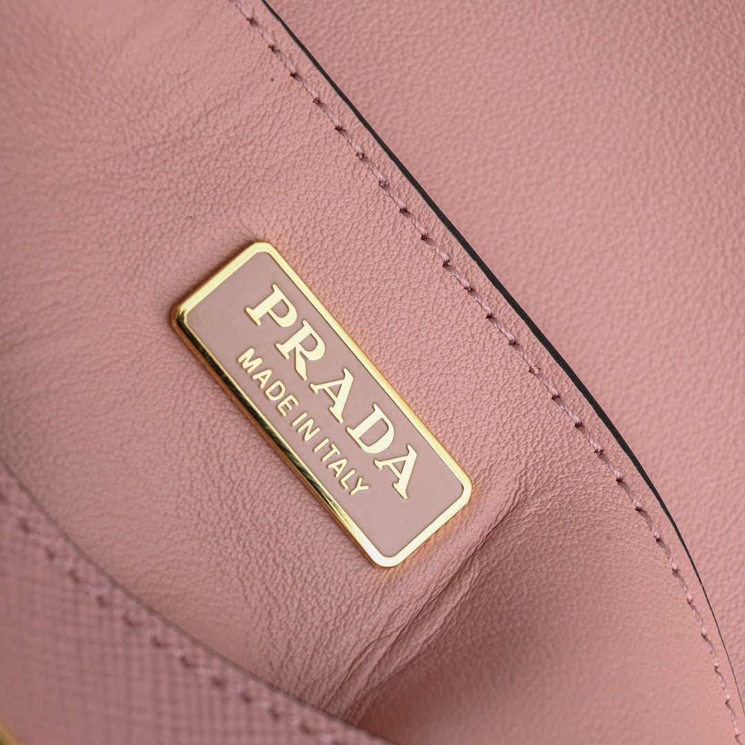 MINI FLAP BAG 20 IN BABY PINK SAFFIANO LEATHER GOLD HARDWARE