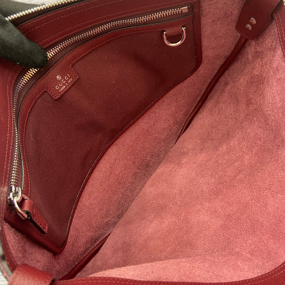 BODY SHOULDER BAG 40 IN BURGUNDY RED CALFSKIN SILVER HARDWARE