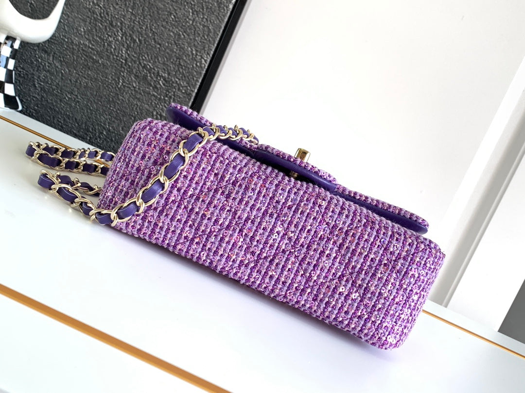 CC CLASSIC 20 HANDBAG IN LIGHT PURPLE WOOL TWEED