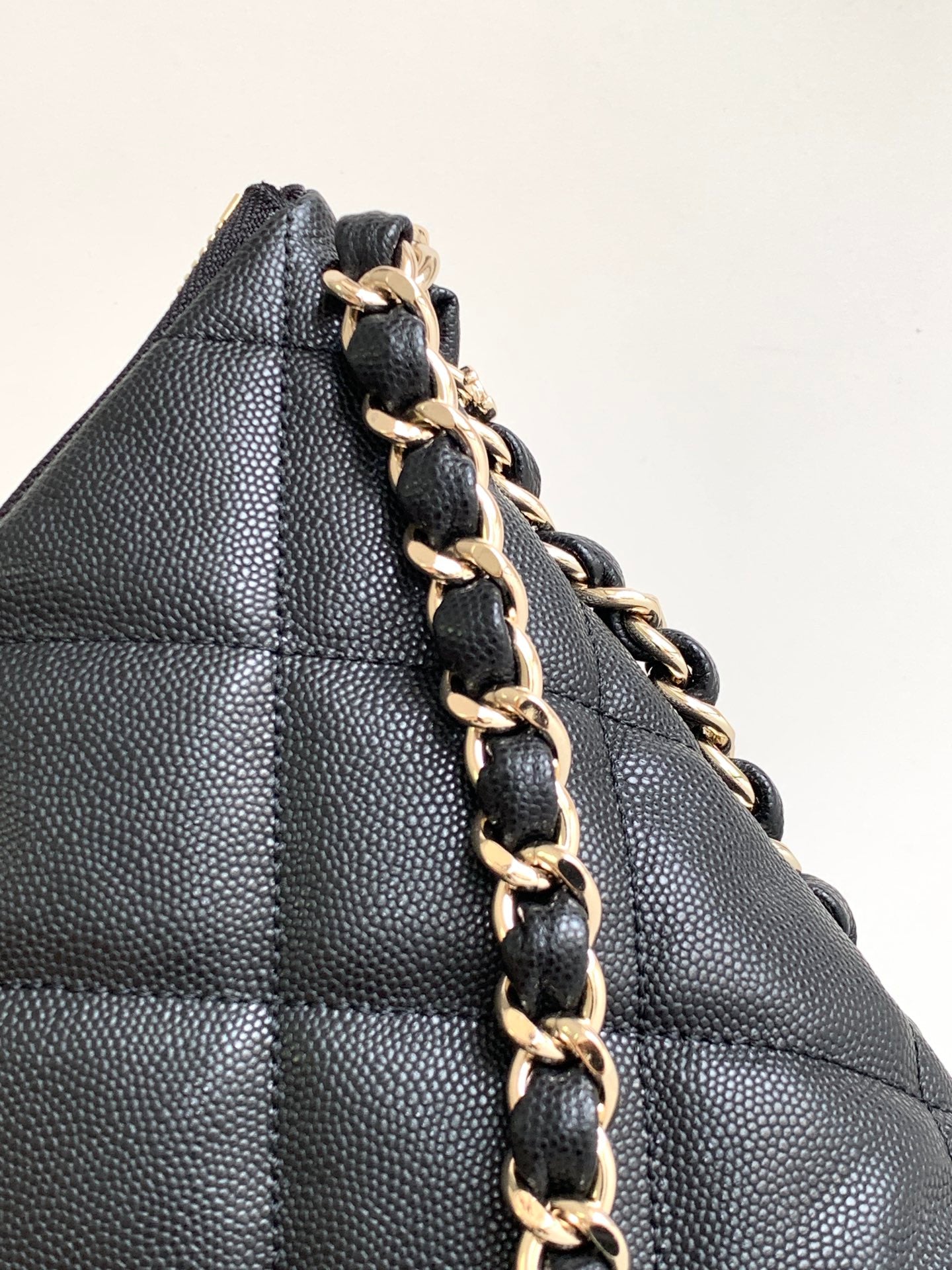 CC HOBO 35 BAG IN BLACK LAMBSKIN