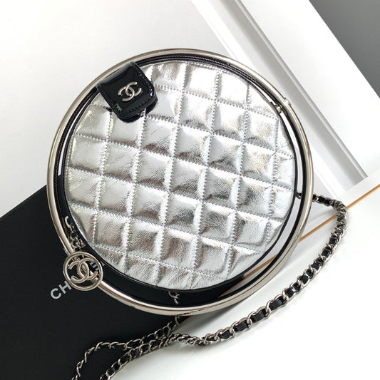 CC 22 EARTH GLOBE ORB CHAIN BAG IN SILVER CALFSKIN