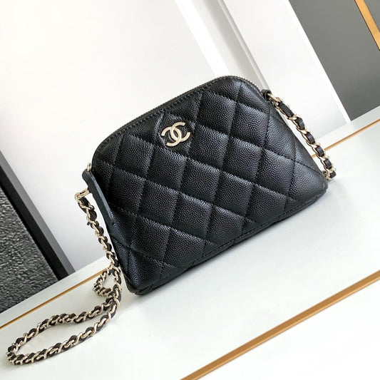 CC MINI 16 CAVIAR CLUTCH IN BLACK CALFSKIN