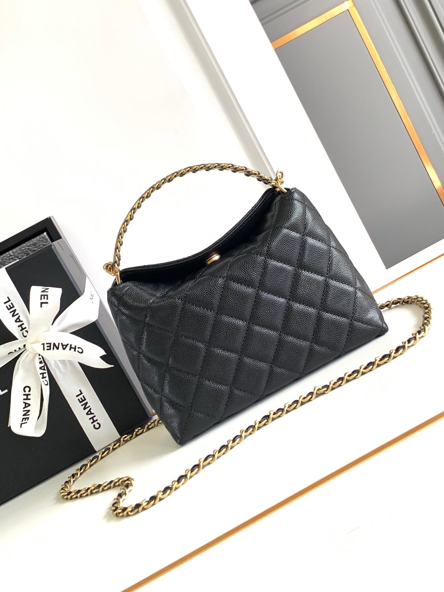 CC MINI 19 CLUTCH WITH STRAP IN BLACK CALFSKIN