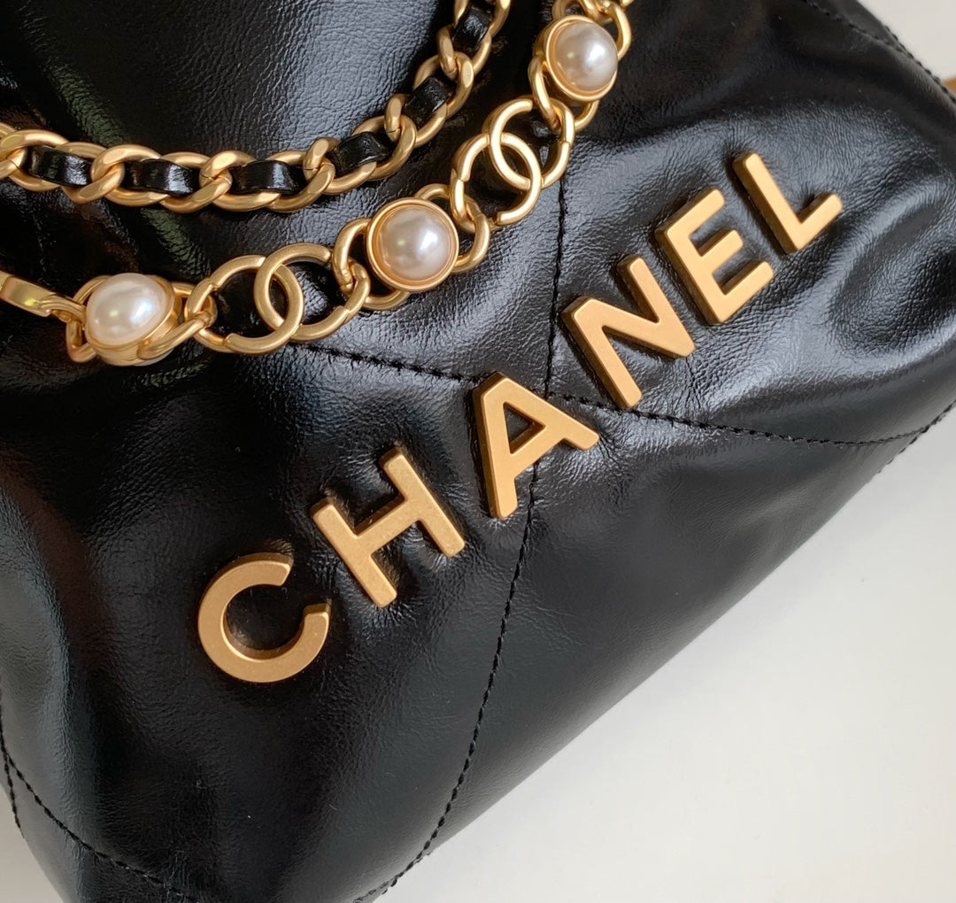 CC MINI 20 BAG IN BLACK SHINNY CALFSKIN WITH GOLD METAL