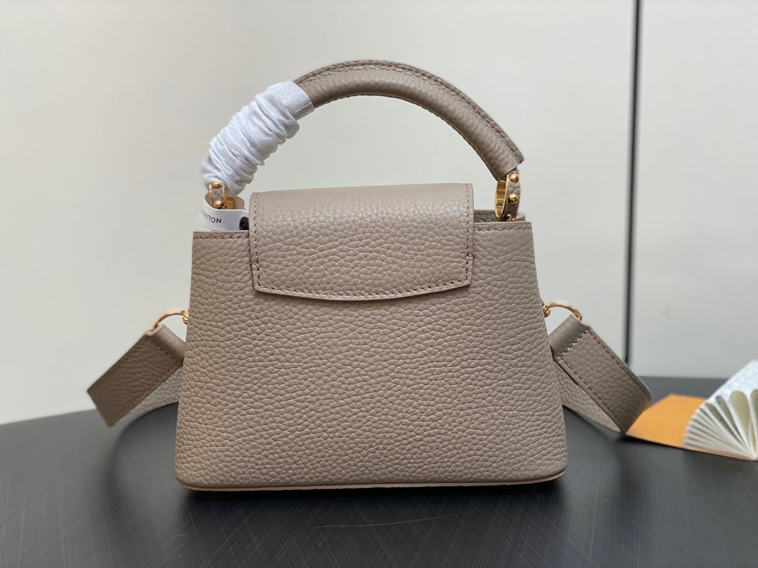 CAPUCINES MINI 21 IN KHAKI BROWN TAURILLON