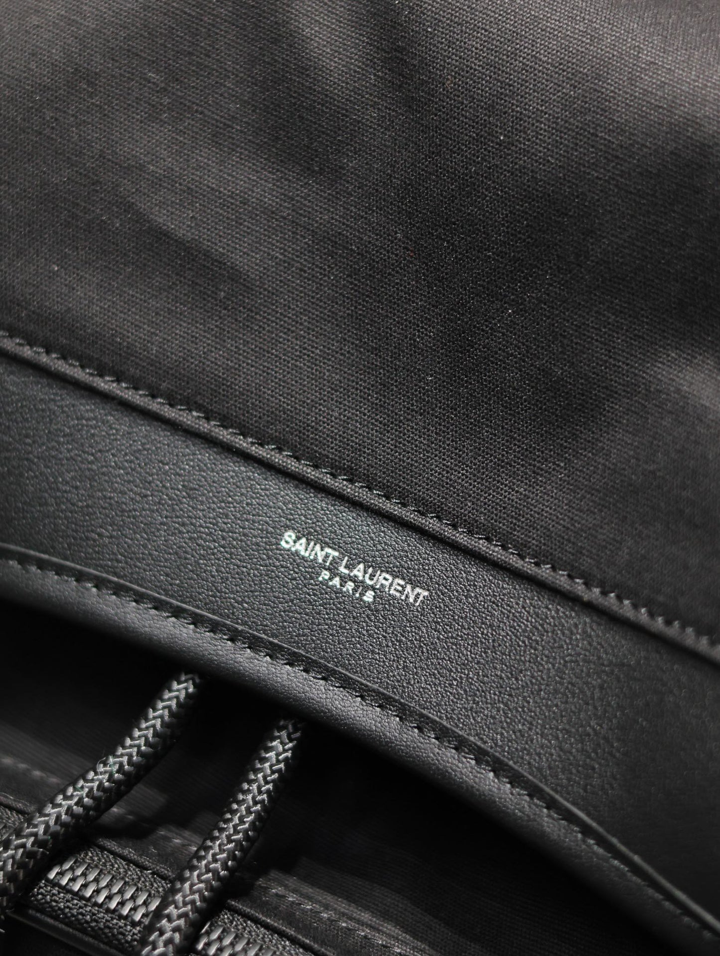 CITY MULTI-POCKET BACKPACK 42 IN BLACK NYLON AND SMOOTH CALFSKIN