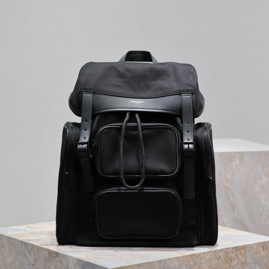 CITY MULTI-POCKET BACKPACK 42 IN BLACK NYLON AND SMOOTH CALFSKIN