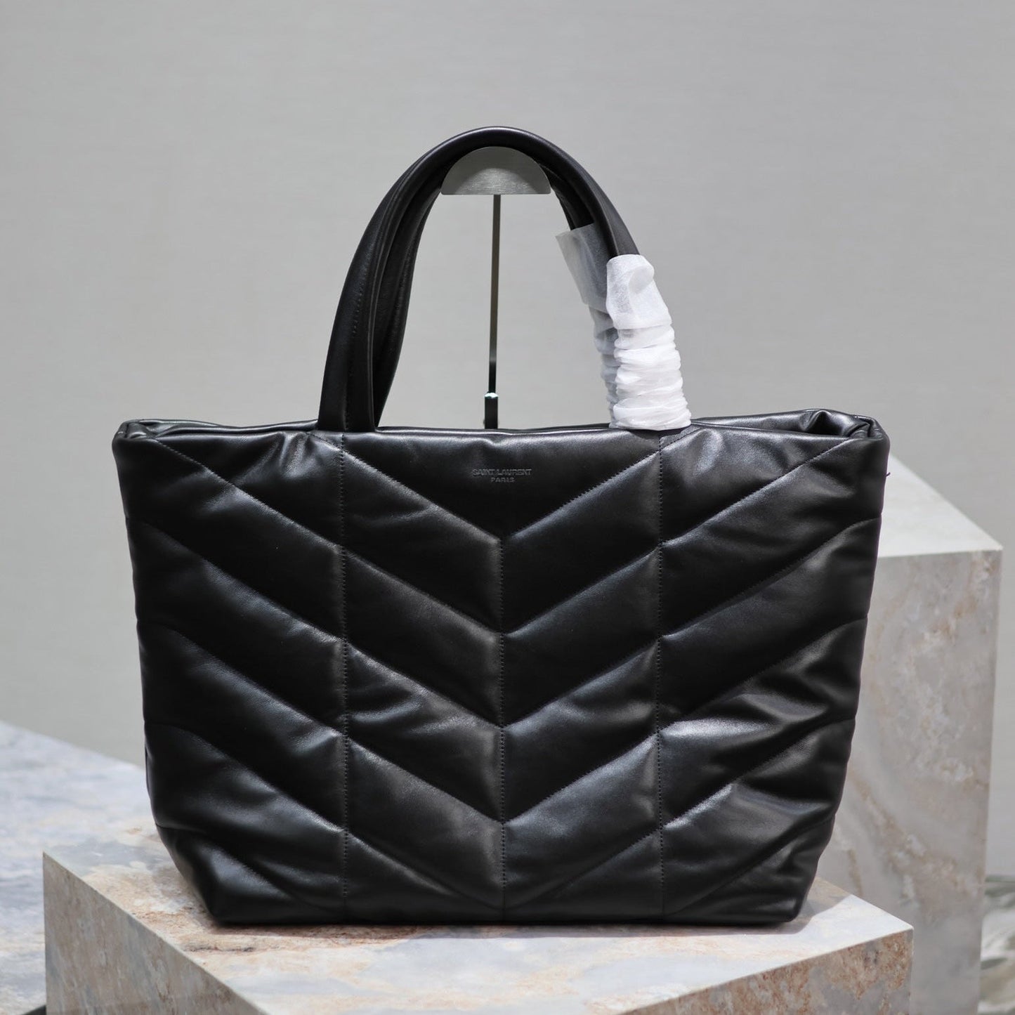 PUFFER LARGE TOTE BAG 57 IN BLACK NAPA LAMBSKIN