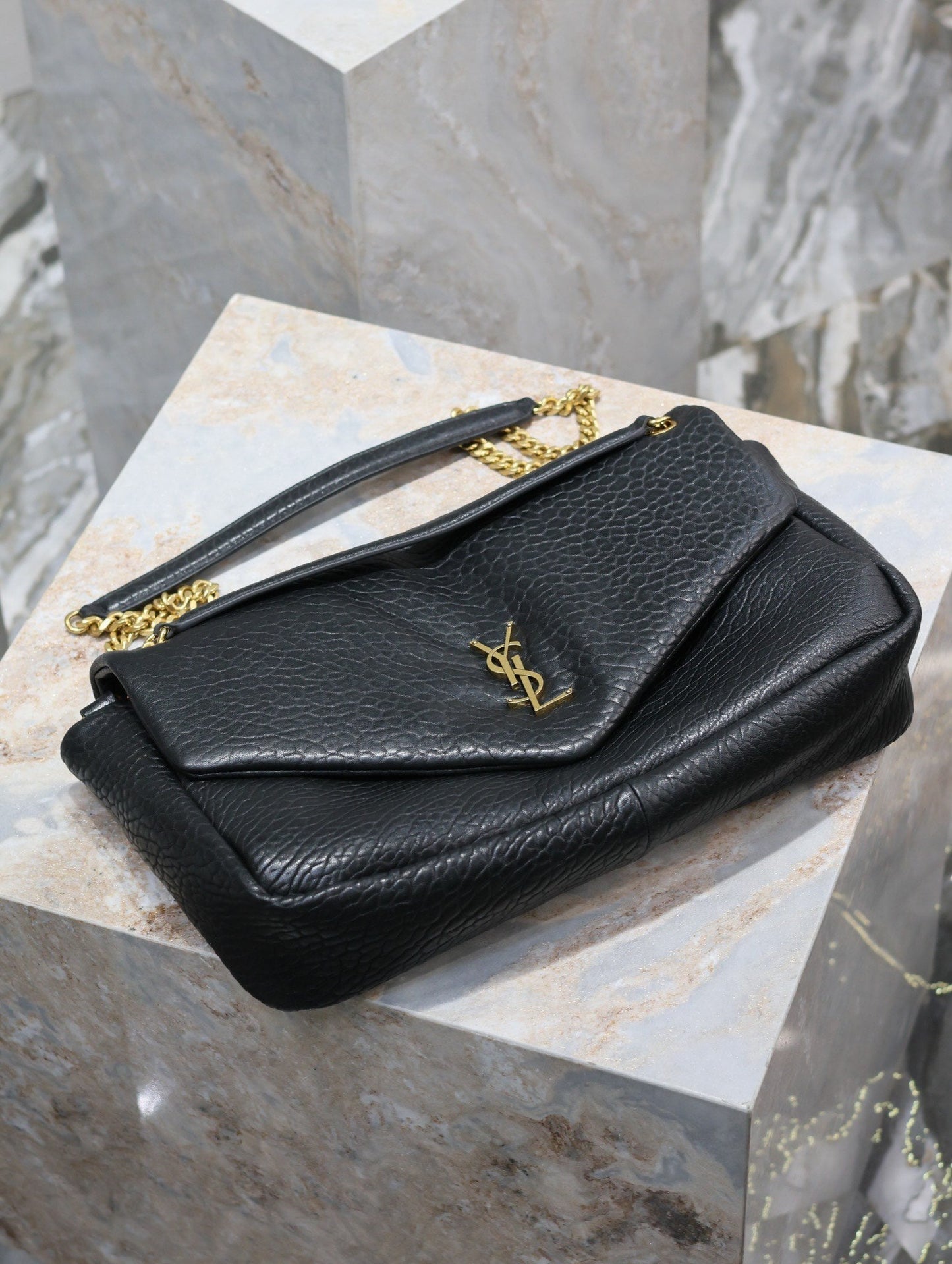 CALYPSO BAG 35 IN BLACK LAMBSKIN GOLD HARDWARE