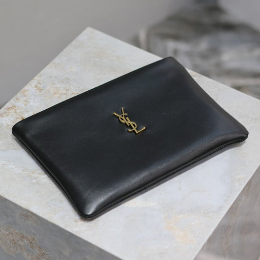 CALYPSO SMALL POUCH 23 IN BLACK SMOOTH LAMBSKIN