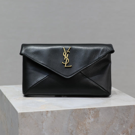 ENVELOPE CLUTCH 21 IN BLACK CALFSKIN